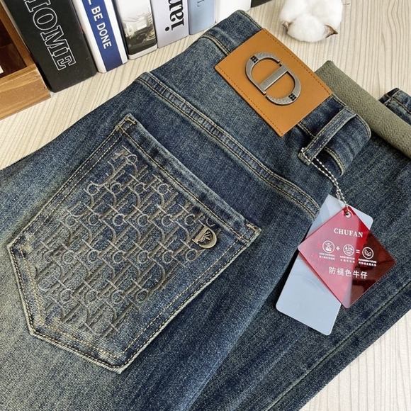 jeans - Picture 5 of 9